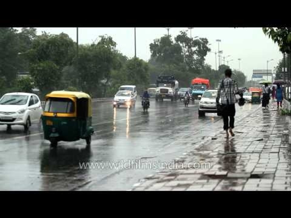 Safdarjung Ring Road on a Monsoon afternoon
