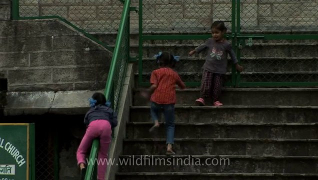 Mussoorie-Dalai lama-childern playing
