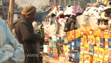 Okhla-metro station-market place-15