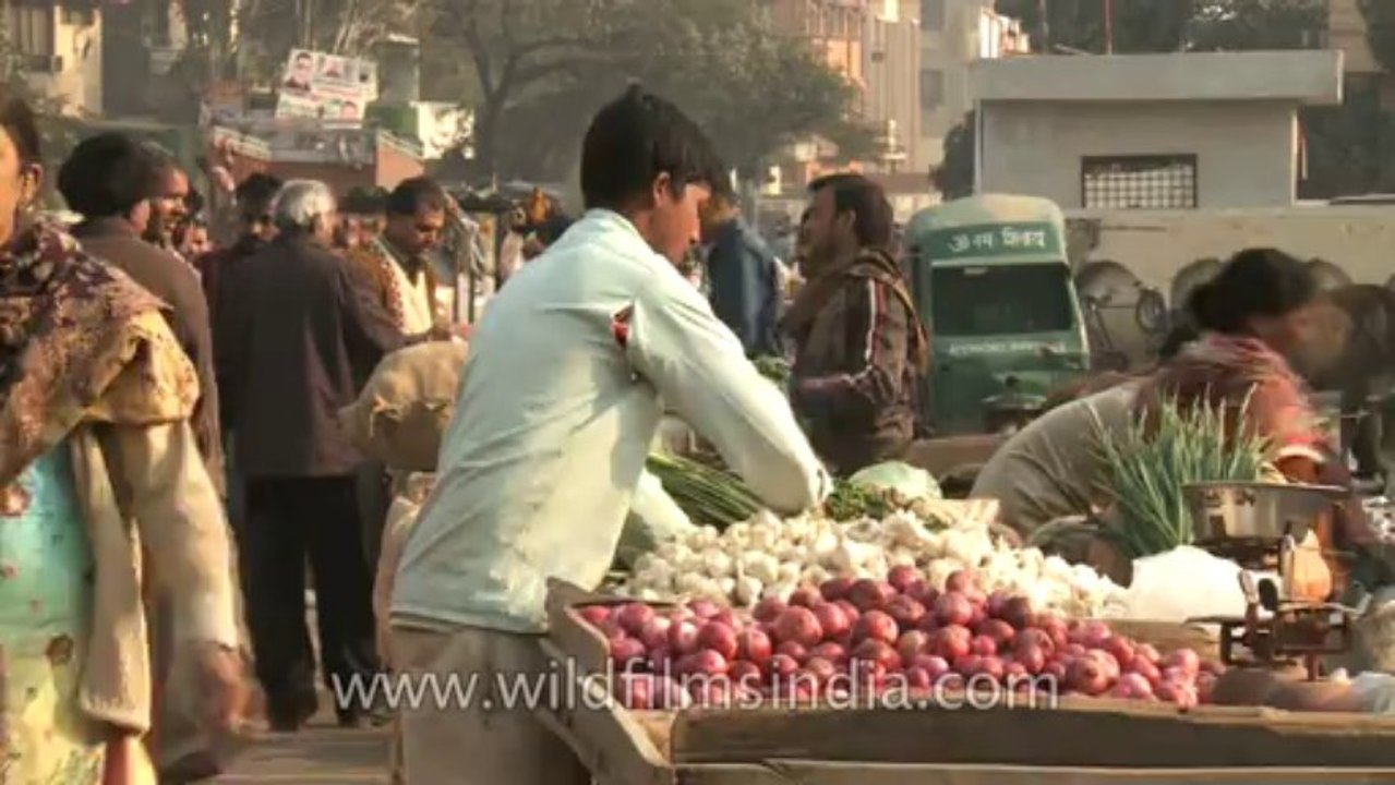 Okhla-metro station-market place-4