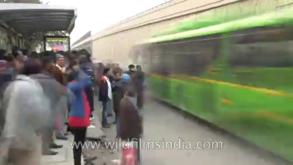 Time lapse at Munirka bus stop-2