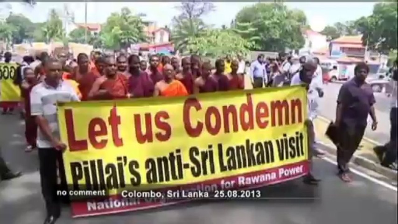 150 Sri Lankan monks protest UN rights... - no comment