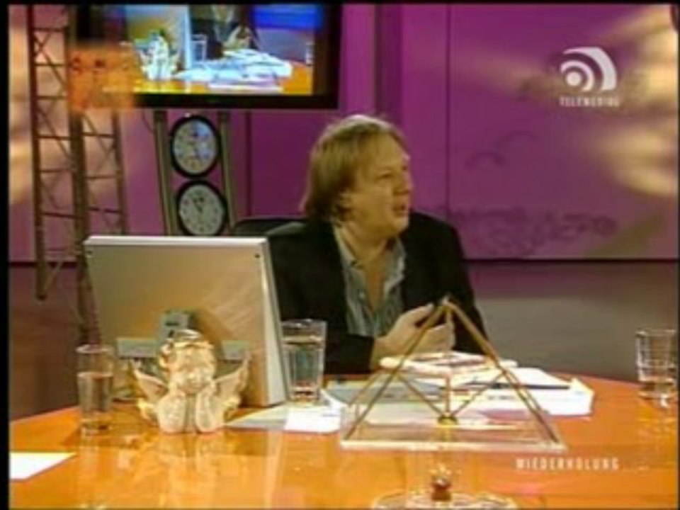 Hornauer geht 4 Wochen in Urlaub und macht ein teures Voting