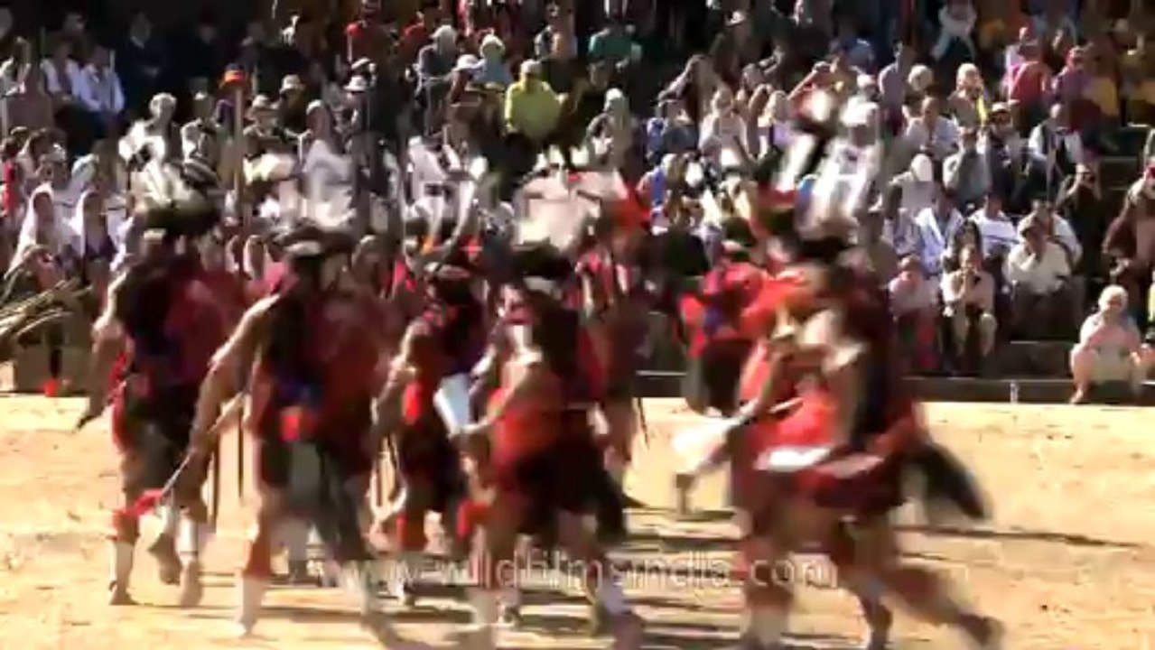 Nagaland-hornbill festival-Sumi tribe-folk dance Aphilo Kuwa-2