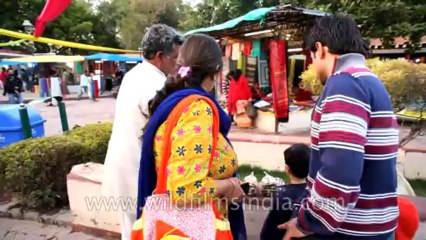 Dilli-Haat-Children-Playing-1