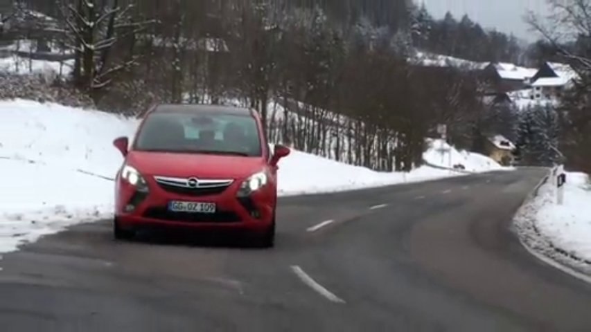 Présentation Opel Zafira Biturbo