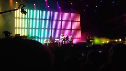 Phoenix - Trying to be cool (Rock en Seine, 24/08/13)