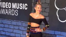 Celebs Bring Out Crazy Looks for VMAs
