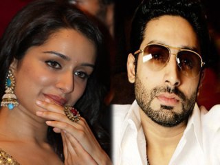 Shraddha apologises to Jr Bachchan