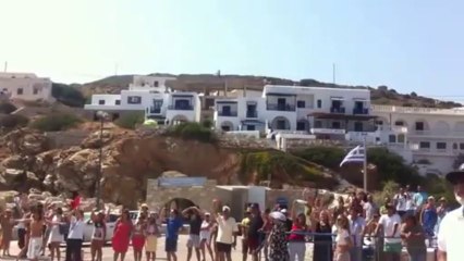 Αποχαιρετισμός με βουτιά στη Σίκινο