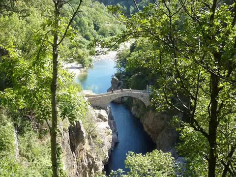 Via Ferrata du Pont du Diable Thueyts (07 Ardèche)