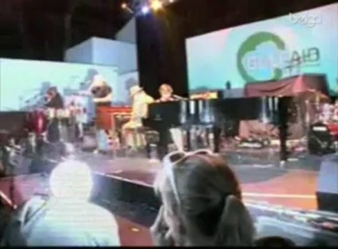 Marée de stars pour la marée noire