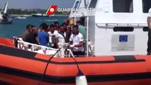 Lampedusa - Sbarco di immigrati (26.08.13)