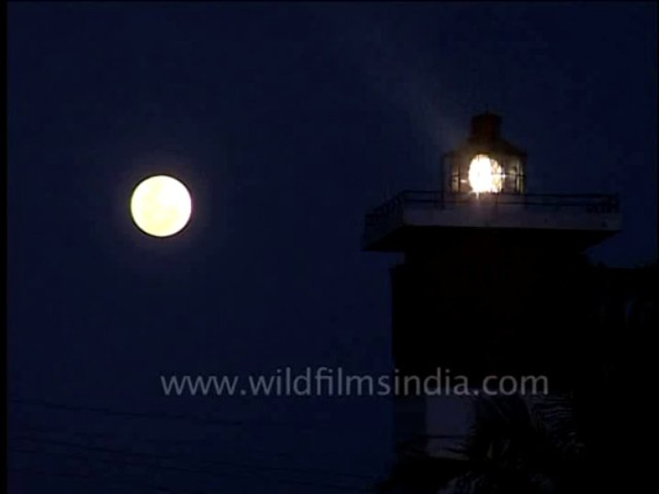 DVD-129-landscape-moon-1