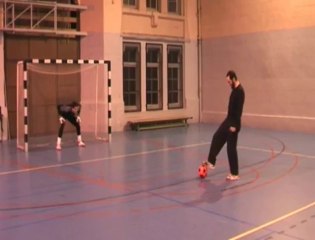 Ismaël El Ghoulbzouri (RRC Hamoir) et le coup du foulard