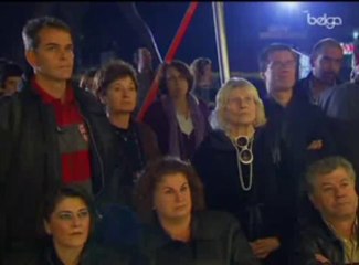 Papandréou dopé par le résultat des élections locales