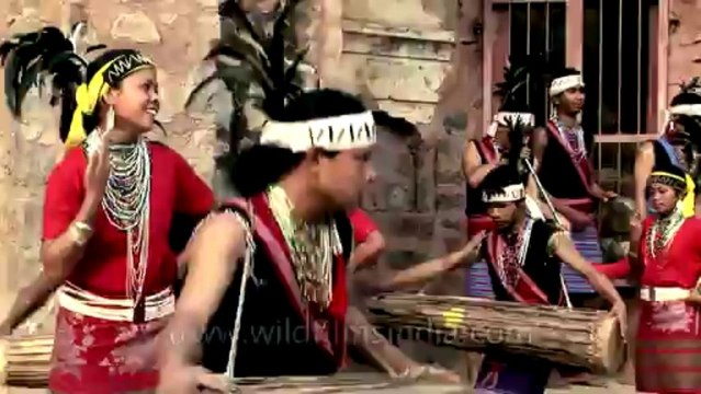 Monks chanting-Garo-chives flower-Tape 1-7-1