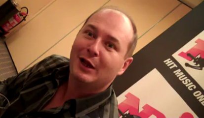 Cauet Débarque en Belgique