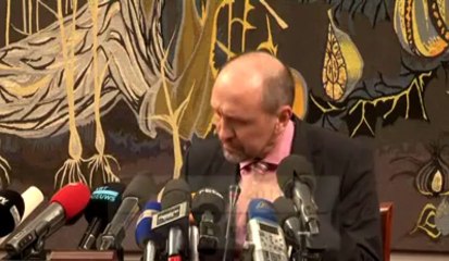 Le roi demande davantage d'efforts budgétaires en 2011