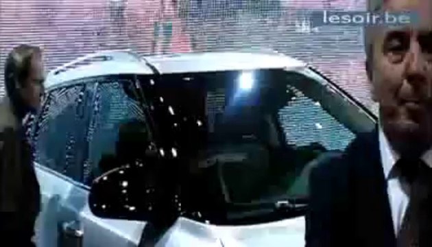 Salon de l'auto de Bruxelles 2011 - La Saab 9-4 X