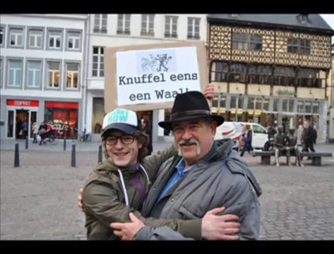 La Meuse - Les Flamands aiment les Liégeois: embrassez un Wallon!