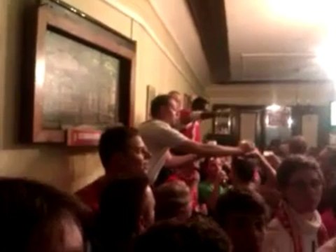 Ambiance Café de la Paix à Arlon pendant le match Genk-Standard