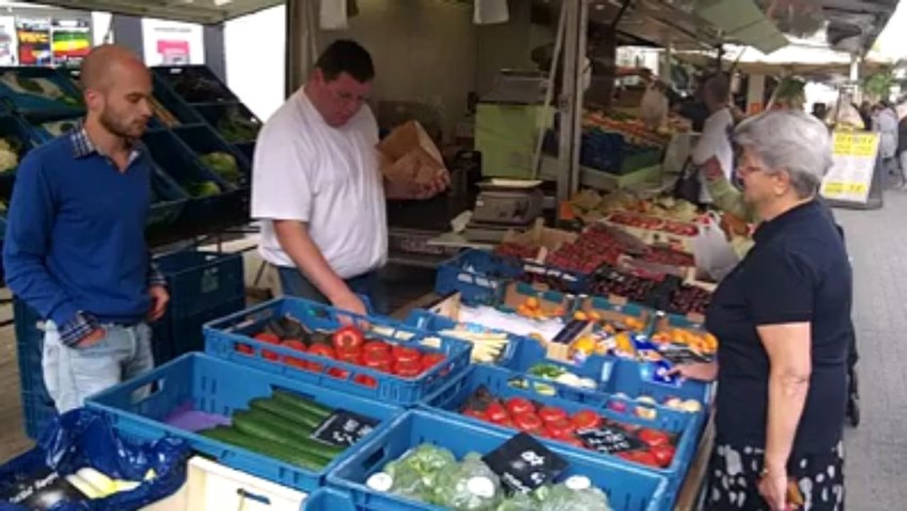 On a vendu des concombres et des tomates au marché d'Arlon