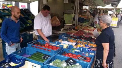 On a vendu des concombres et des tomates au marché d'Arlon