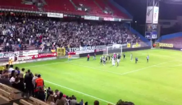 Charleroi - Tirlemont 2-1: les supporters carolos font la fête en T4