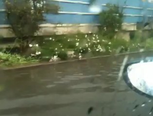 Innondations au Viaduc Hermann-Debroux entrainant de nombreux embarras de circulation