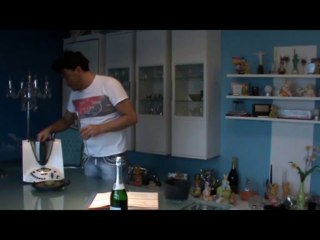 Thermomix TM 31 Mr Thermomen Matthias macht Sektcocktail Bellini