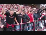 Ambiance au sein de la tribune des supporters durant le match Mons-Standard