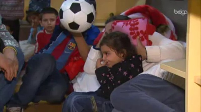 Expulsés de la gare du Nord, les Roms passent la nuit dehors