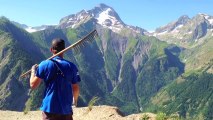 Shape n' ride - La vidéo des Bike Patrollers des 2 Alpes