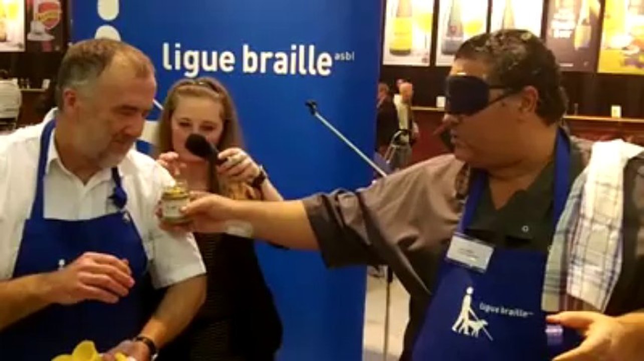 Cuisiner à l'aveugle: le chef étoilé Laury Zioui aux Arts ménagers