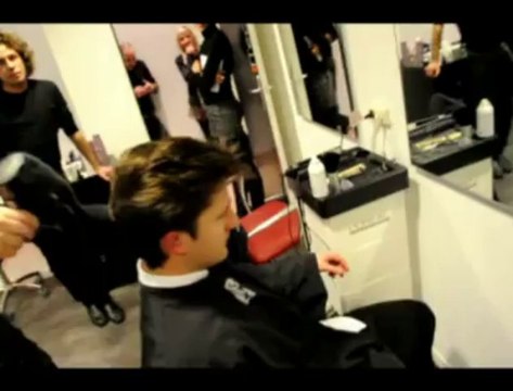 Relooking de fête pour Gilles Foret à l'académie XYZ de Liège