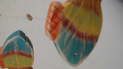 Mobile aux poissons couleurs pastels