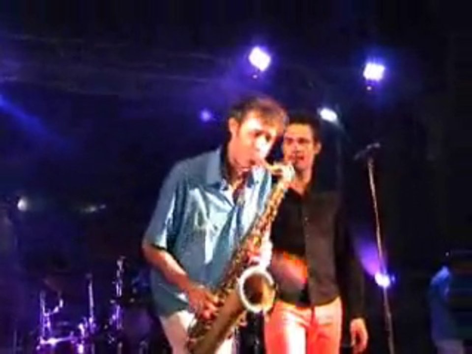 Concert Salernes Var «Mirage orchestra» Orchestre-jazz-groupe de musique-variétés anime vos soirées, dîners dansants, soirées de gala, défilés de mode, fêtes votives, dans le Var 83