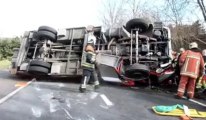 Limbourg: un camion de pompier se retourne sur la route