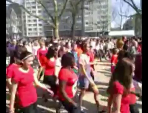 Flashmob pour les 120 ans du collège saint Louis de Liège