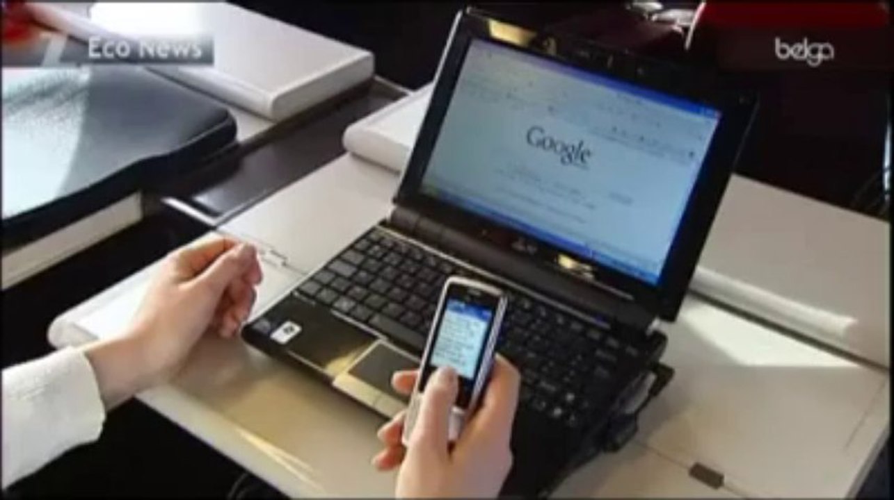 Voyages: téléphoner sera moins cher