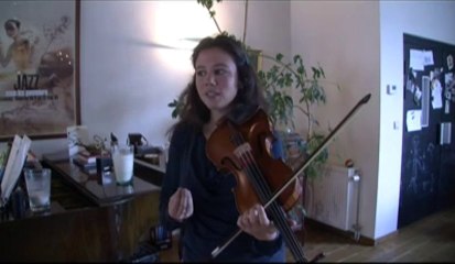 La leçon de violon: cordes multiples