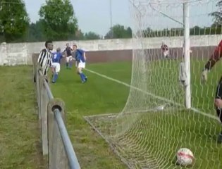 Football - FC Péruwelz - Morlanwelz (2-1) Tour final P3