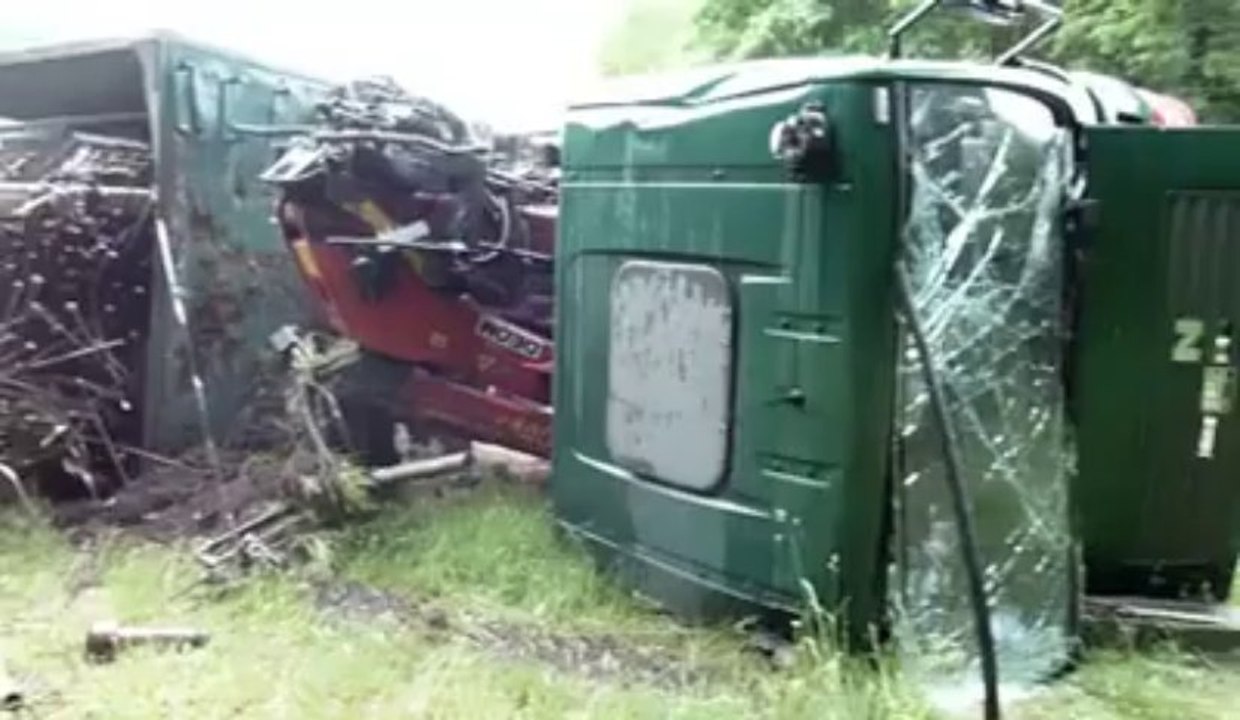Limbourg: un camion sur le flanc à l'entrée de Dolhain