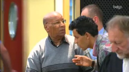 Procès Younes: une mère effondrée, un père impassible