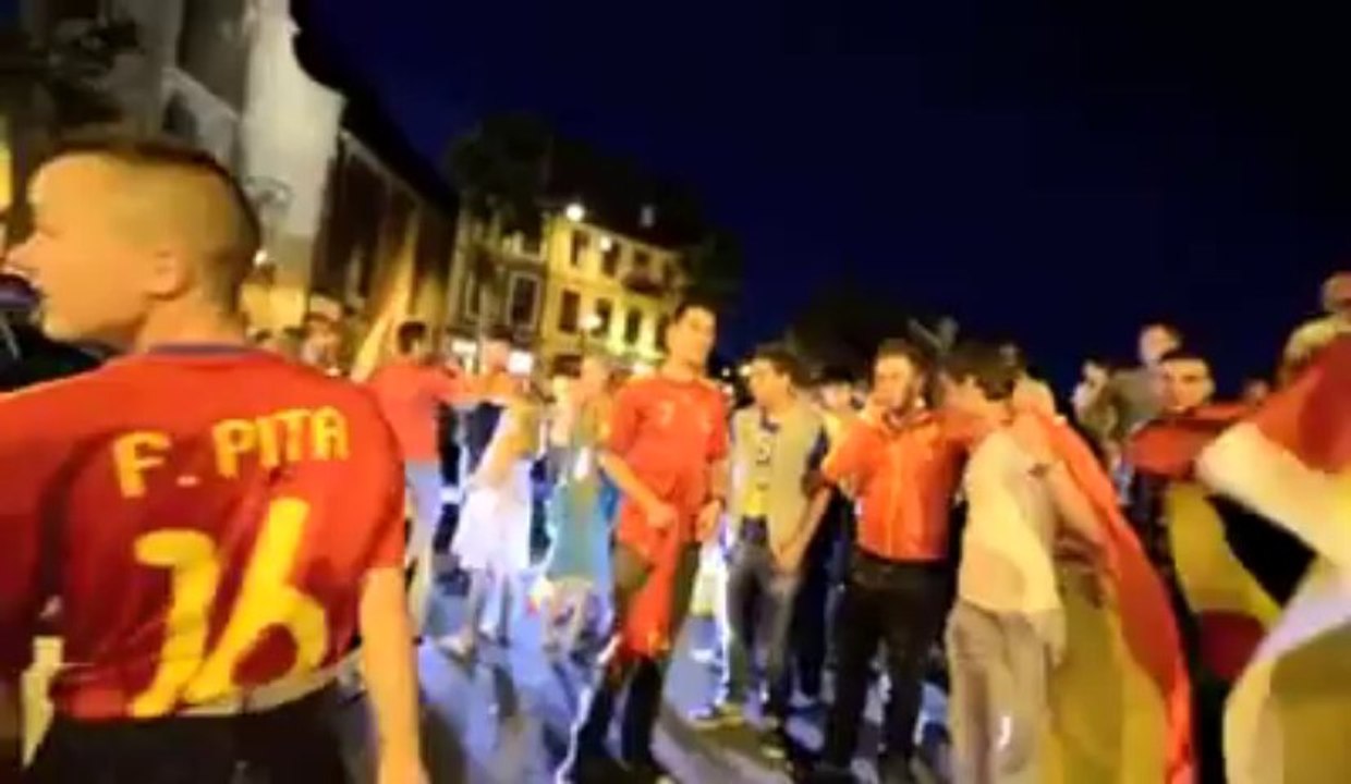 Verviers: l'Espagne remporte l'Euro 2012 de football, fiesta dans les rues