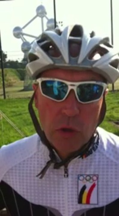 Eddy Merckx est parti pour Londres en vélo 3/7