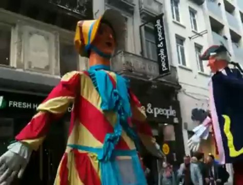 Meyboom, la parade dans Bruxelles