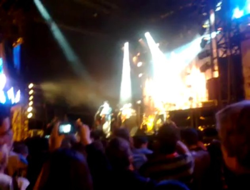 Ouverture du concert de Charlie Winston au Brussels Summer Festival