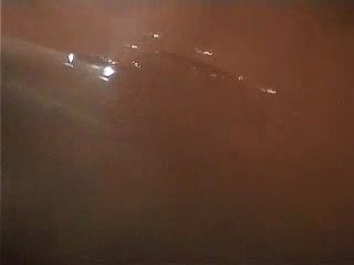 Burn qui dechire tou devan la camera